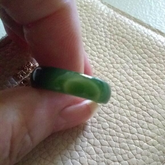 Green Banded Agate ~ Slim Stone Ring Band Size 7.5 ~ Friendship + Promise Rings - Picture 3 of 11